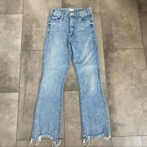 MOTHER hustler ankle chew crop flare jeans 25